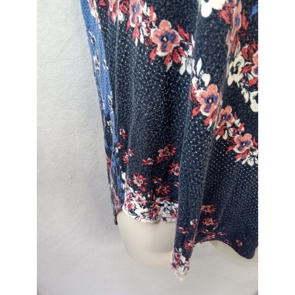 24/7 by‎ maurices women medium floral criss-cross blue Short Sleeve - Picture 14 of 14